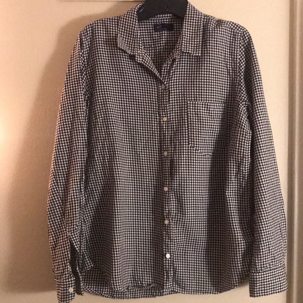 Women Gap Long Sleeve Button Up